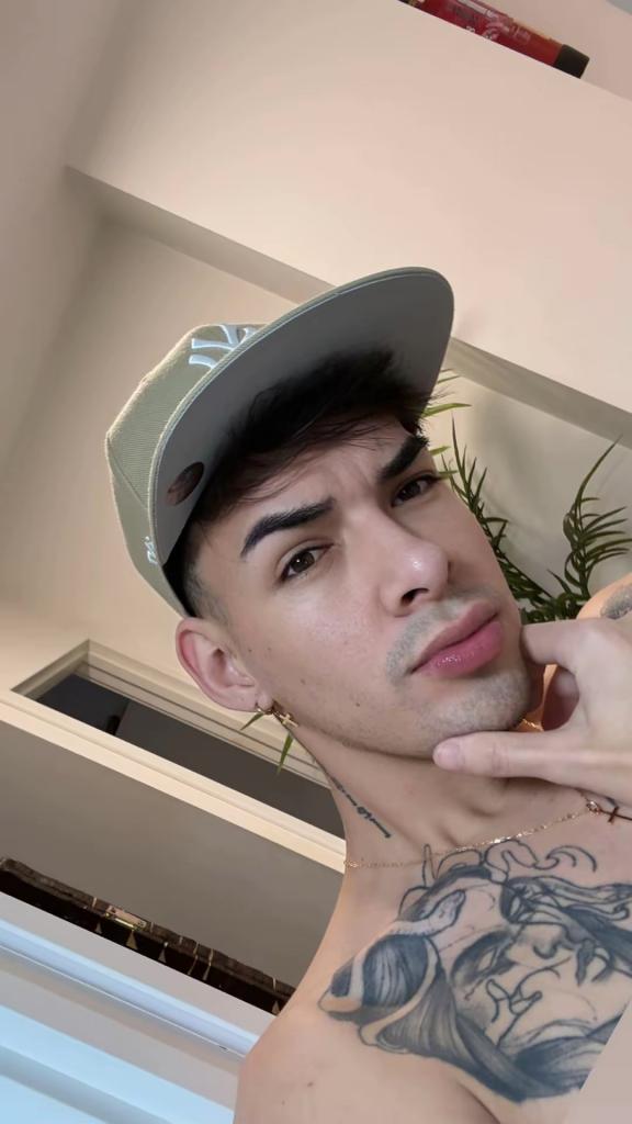 604981520: Chico busca chica en Pontevedra