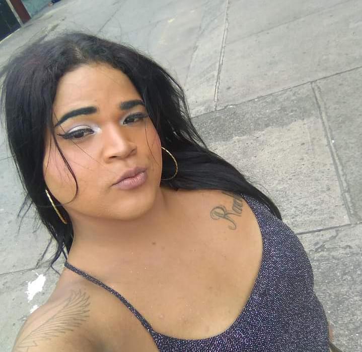 647723578: Transexual en Tenerife