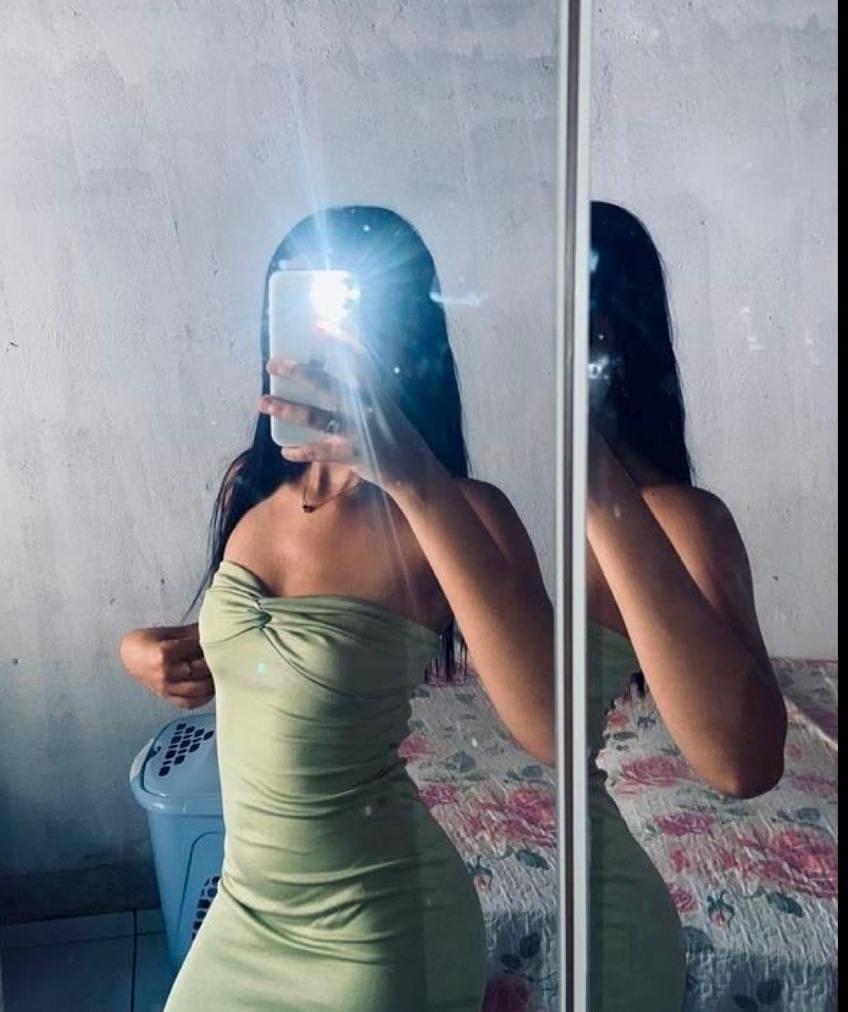 662395235: Chica busca chico en Cádiz