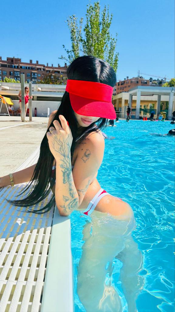 Chica busca chico en Ibiza: 