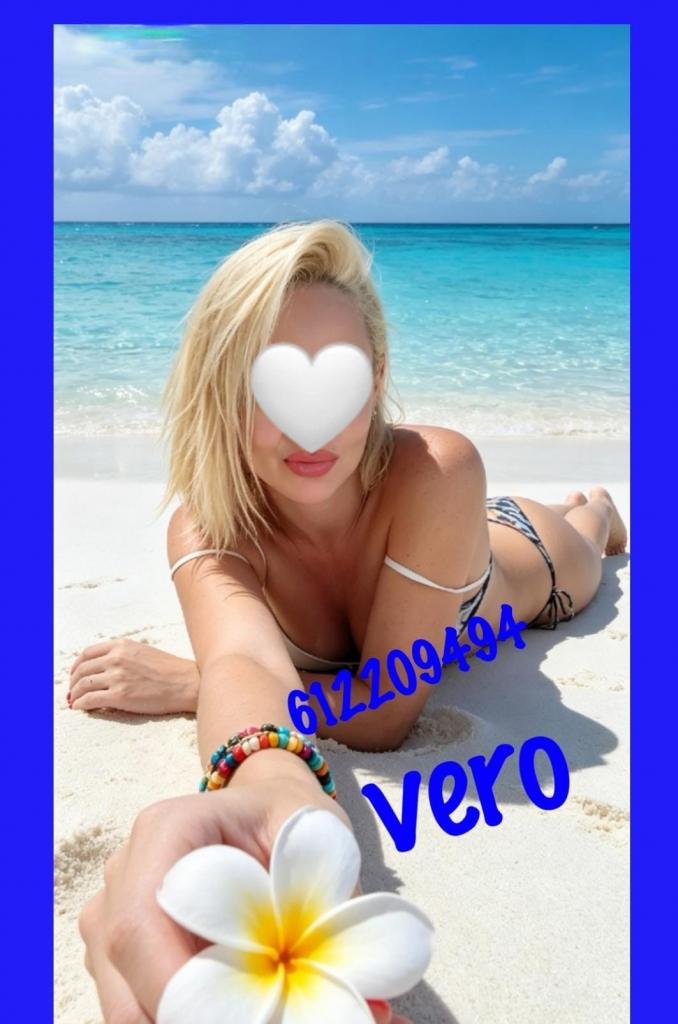 612209494: Chica busca chico en Ibiza