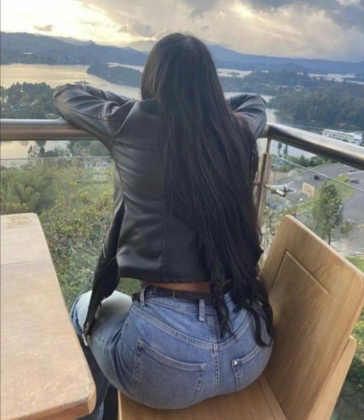 Chica busca chico en Almería: 