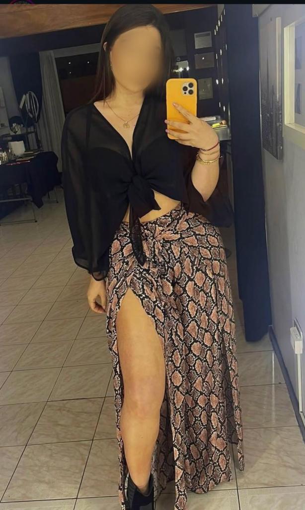 617977419: Chica busca chico en Madrid