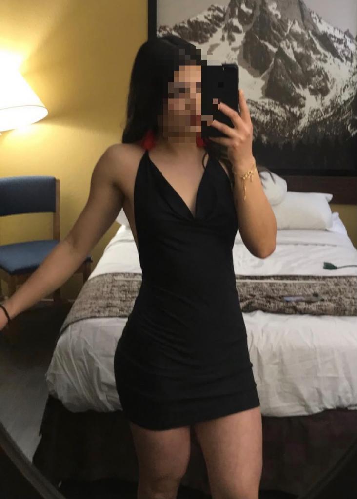 745077279: Chica busca chico en Madrid