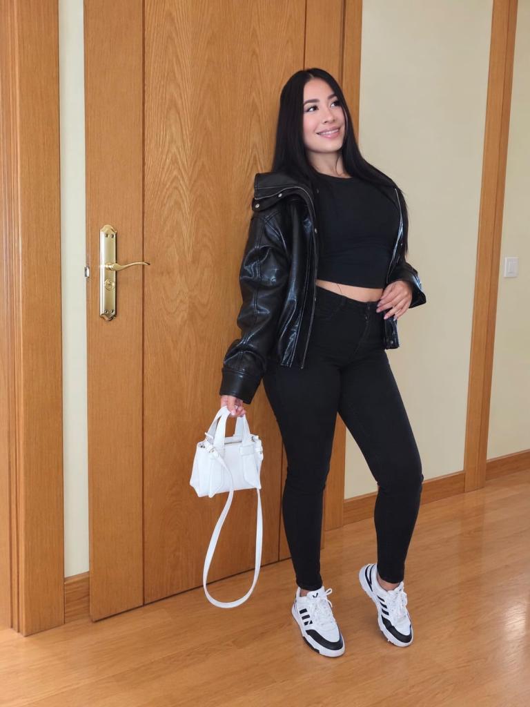 Chica busca chico en Burgos: 