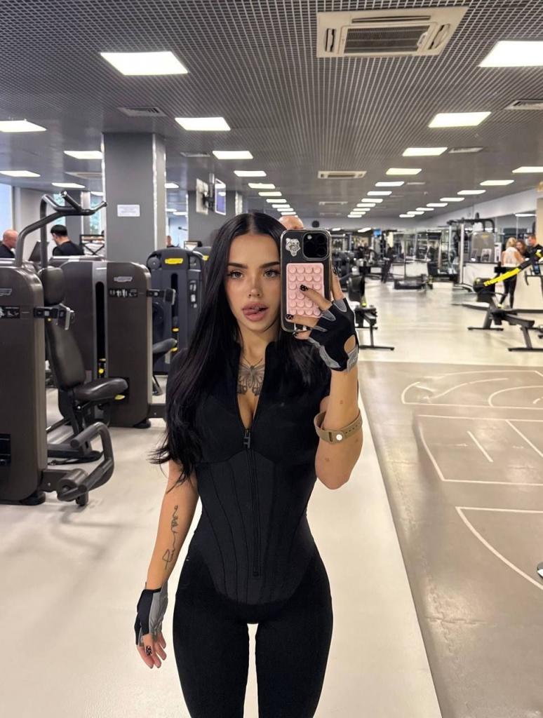 Chica busca chico en Mallorca: 