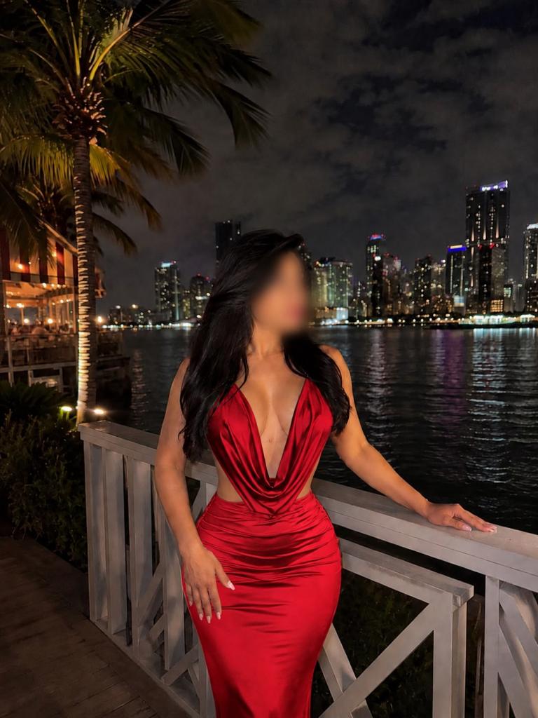 Chica busca chico en Barcelona: 