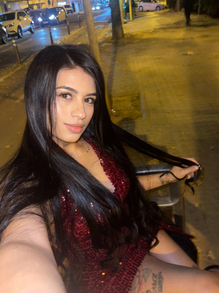 Chica busca chico en Barcelona: 