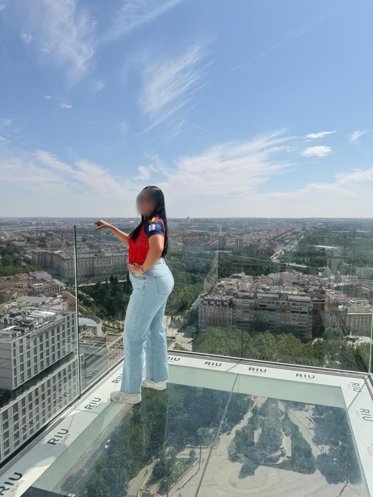 Chica busca chico en Granada: 