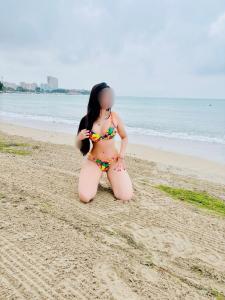 617746381: Chica busca chico en Madrid
