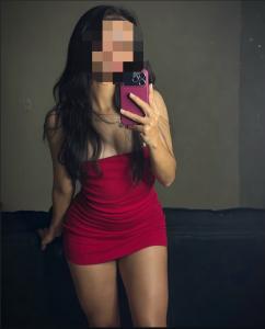743036585: Chica busca chico en Tarragona