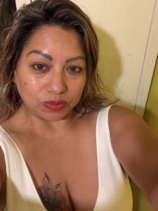 743005356: Chica busca chico en Madrid