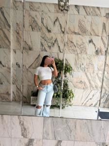 617274000: Chica busca chico en Castellón