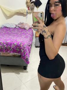 647042541: Chica busca chico en Madrid