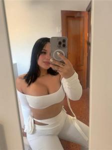 661788555: Chica busca chico en Málaga