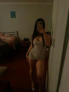663414923: Chica busca chico en Huelva
