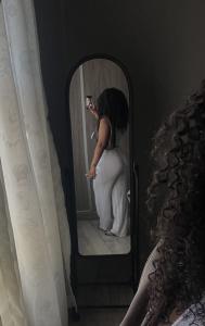 613914082: Chica busca chico en Salamanca