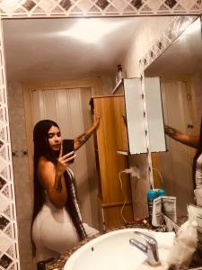 612498144: Chica busca chico en Almería