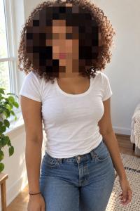 617173506: Chica busca chico en Gerona