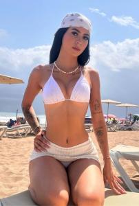 661368673: Chica busca chico en Mallorca