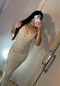 697702554: Chica busca chico en Málaga