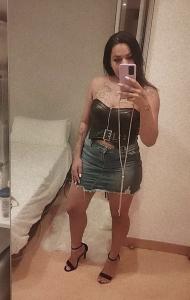 643084749: Chica busca chico en Madrid