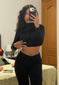 613708481: Chica busca chico en Alicante