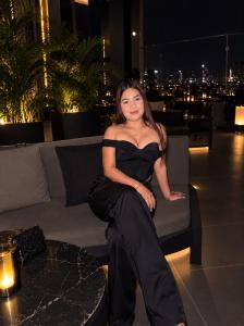 613557125: Chica busca chico en Alicante
