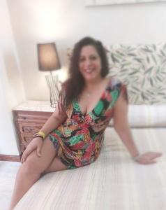 642808029: Chica busca chico en Navarra