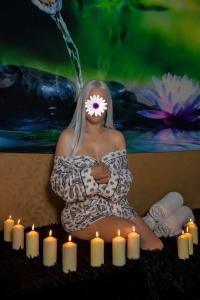 602556595: Chica busca chico en Sevilla
