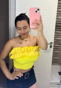 664214890: Chica busca chico en La Coruña