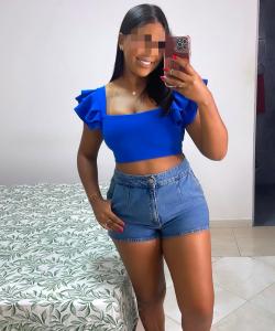 613930918: Chica busca chico en León