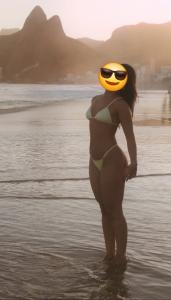 664598580: Chica busca chico en Alicante
