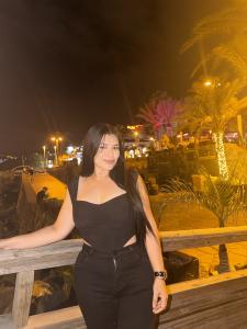 695425467: Chica busca chico en Tenerife