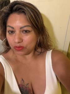 743005356: Chica busca chico en Madrid