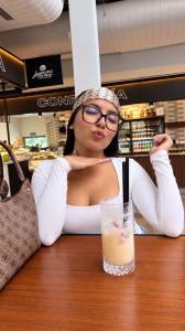 641784361: Chica busca chico en Murcia
