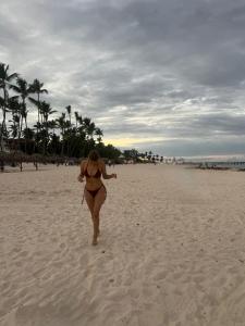 745024014: Chica busca chico en La Coruña