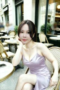 631817580: Chica busca chico en Pontevedra
