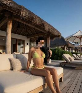 673310571: Chica busca chico en Sevilla