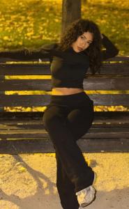 613708481: Chica busca chico en Alicante