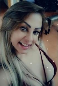 633051964: Chica busca chico en Navarra