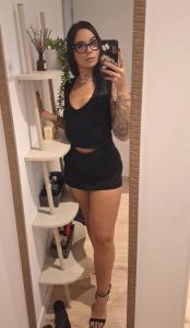 671783955: Chica busca chico en Barcelona