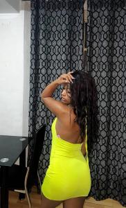 613801014: Chica busca chico en Gerona