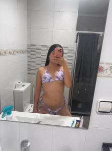 610779258: Chica busca chico en Valencia