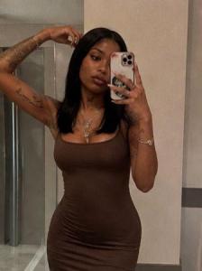 613834468: Chica busca chico en Córdoba