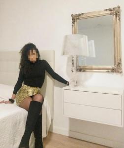 711590869: Chica busca chico en Zaragoza