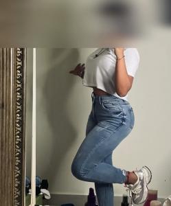 632679261: Chica busca chico en La Coruña