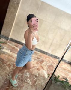 600025814: Chica busca chico en La Coruña