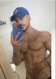 643252843: Chico busca chica en Badajoz