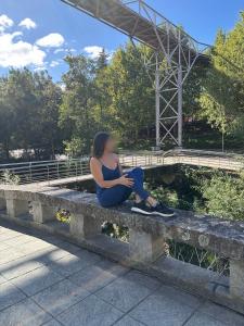 614986366: Chica busca chico en Orense